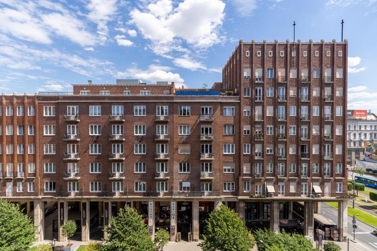 The Palm Springs Apartment Budapest Exterior foto