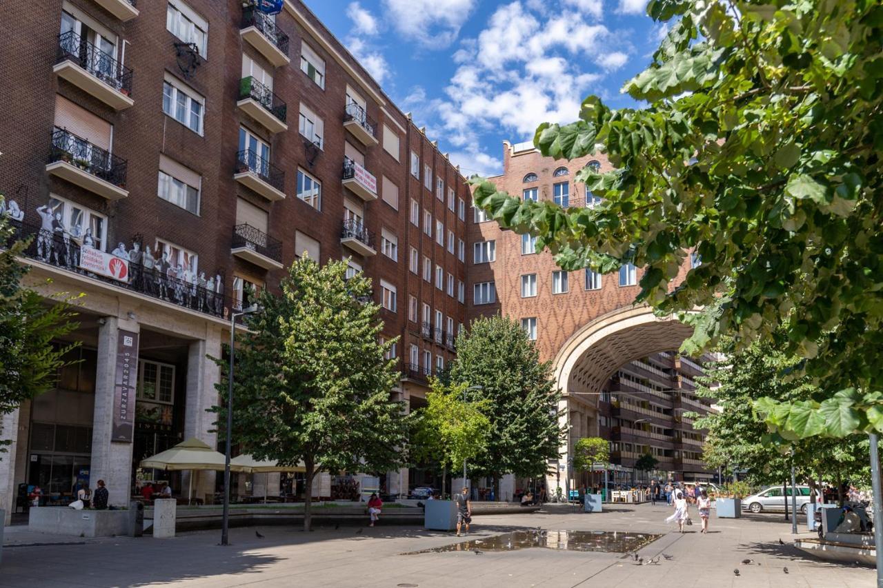 The Palm Springs Apartment Budapest Exterior foto